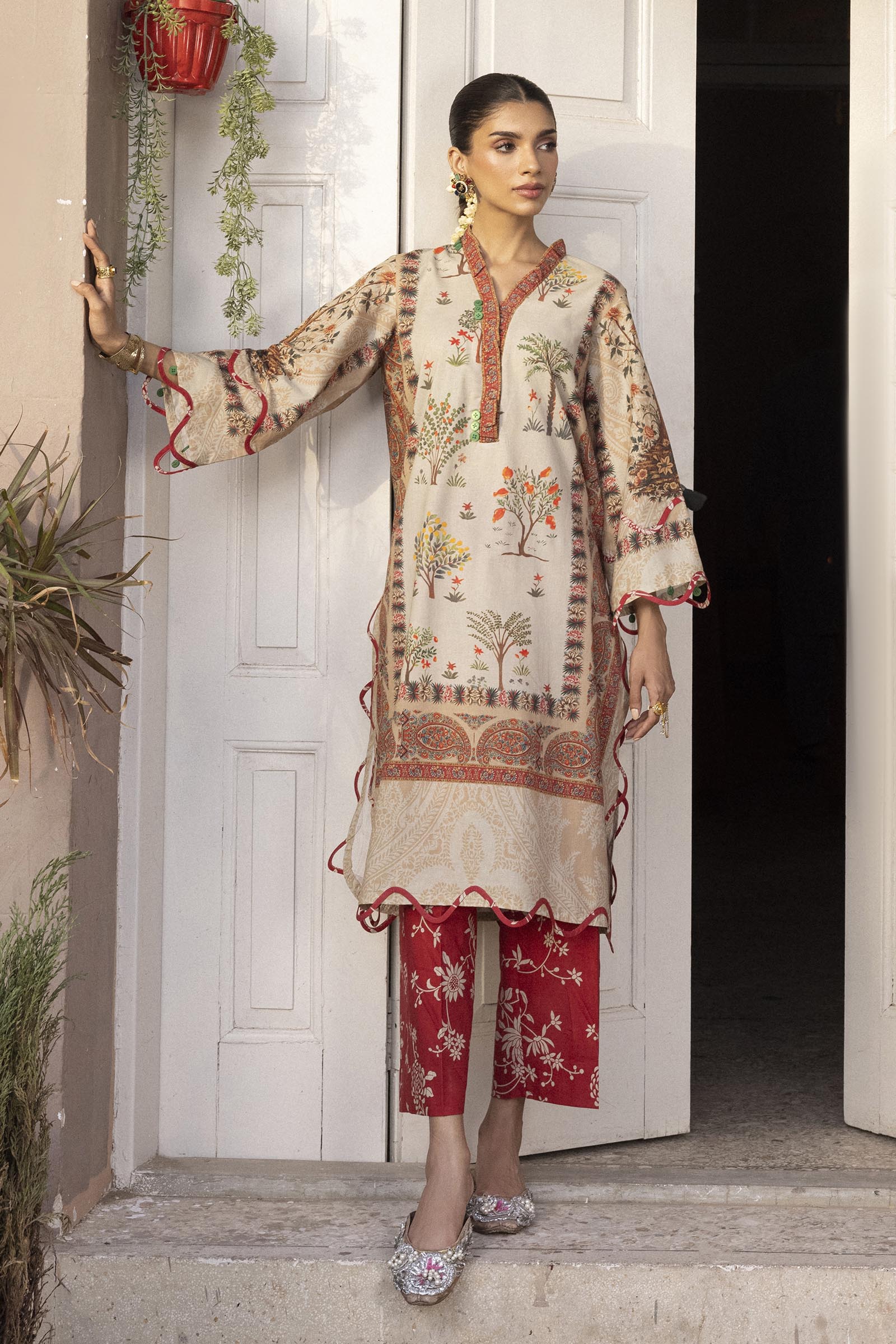 Sana Safinaz - 3 Piece Lawn Suit