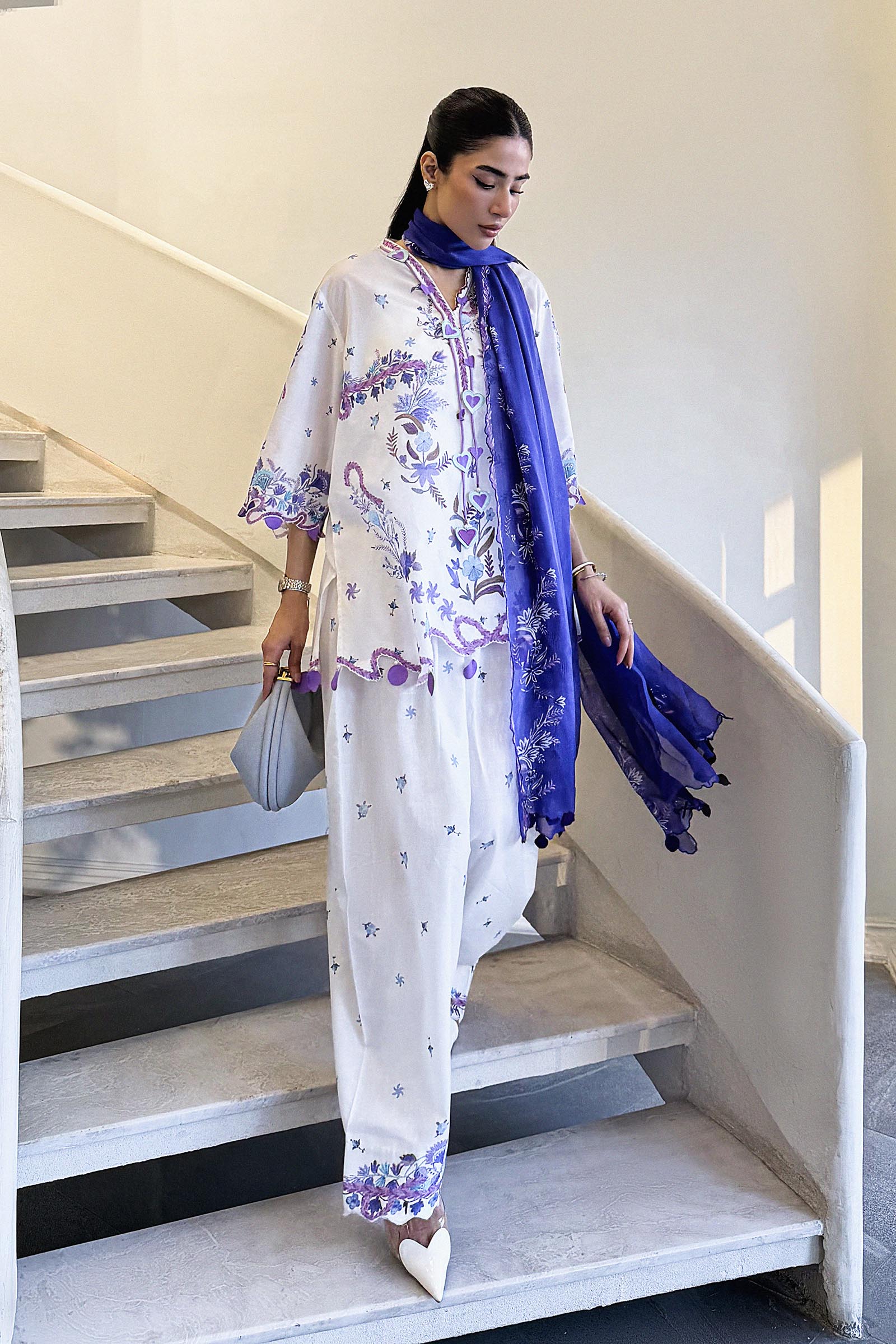 Sana Safinaz - 3 Piece Lawn Suit