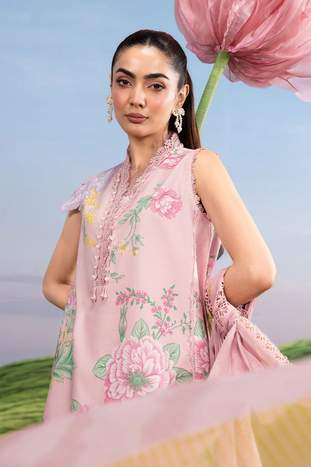 Maria.B - 3 Pc Embroidered Lawn Suit