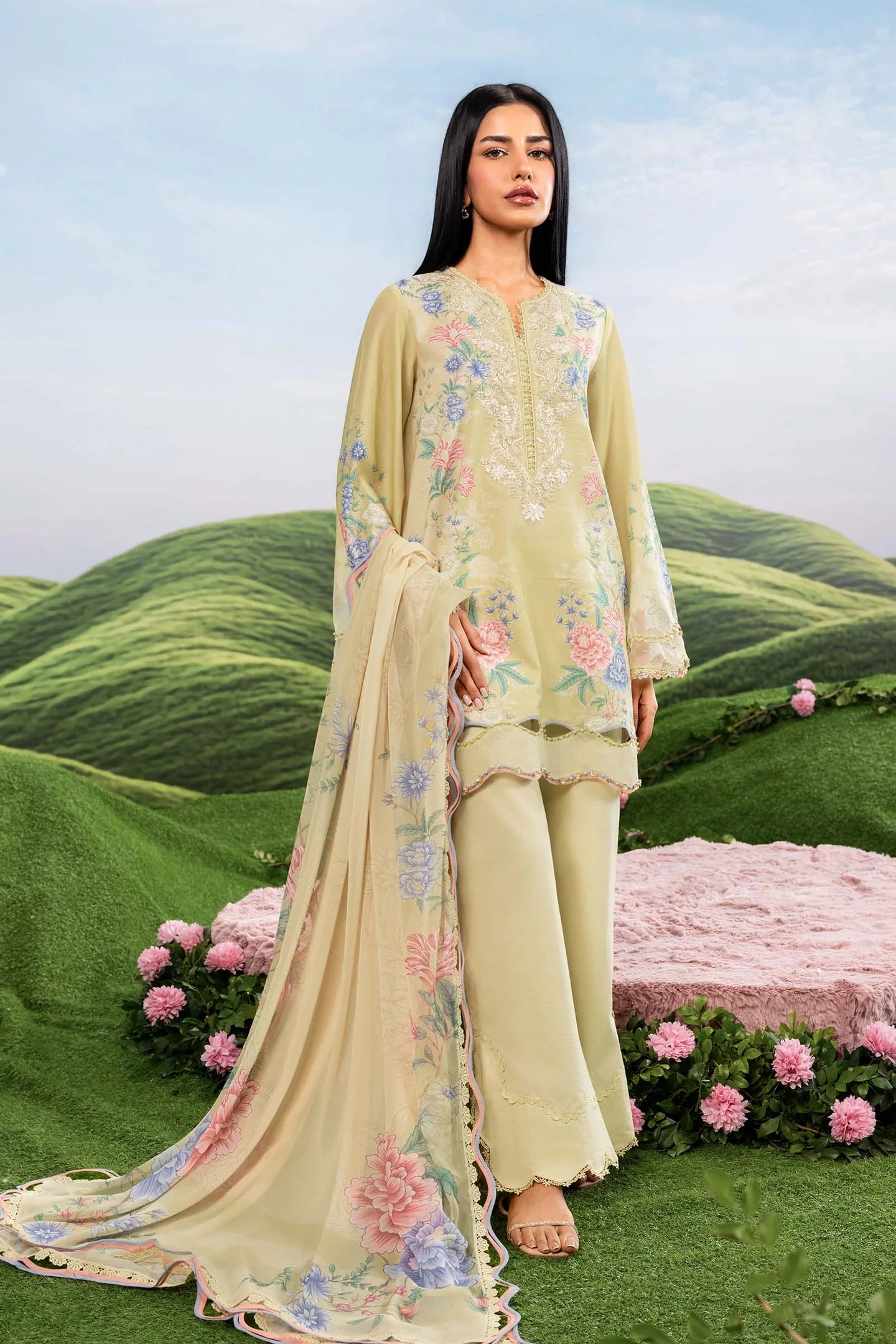 Maria.B - 3 Pc Embroidered Lawn Suit