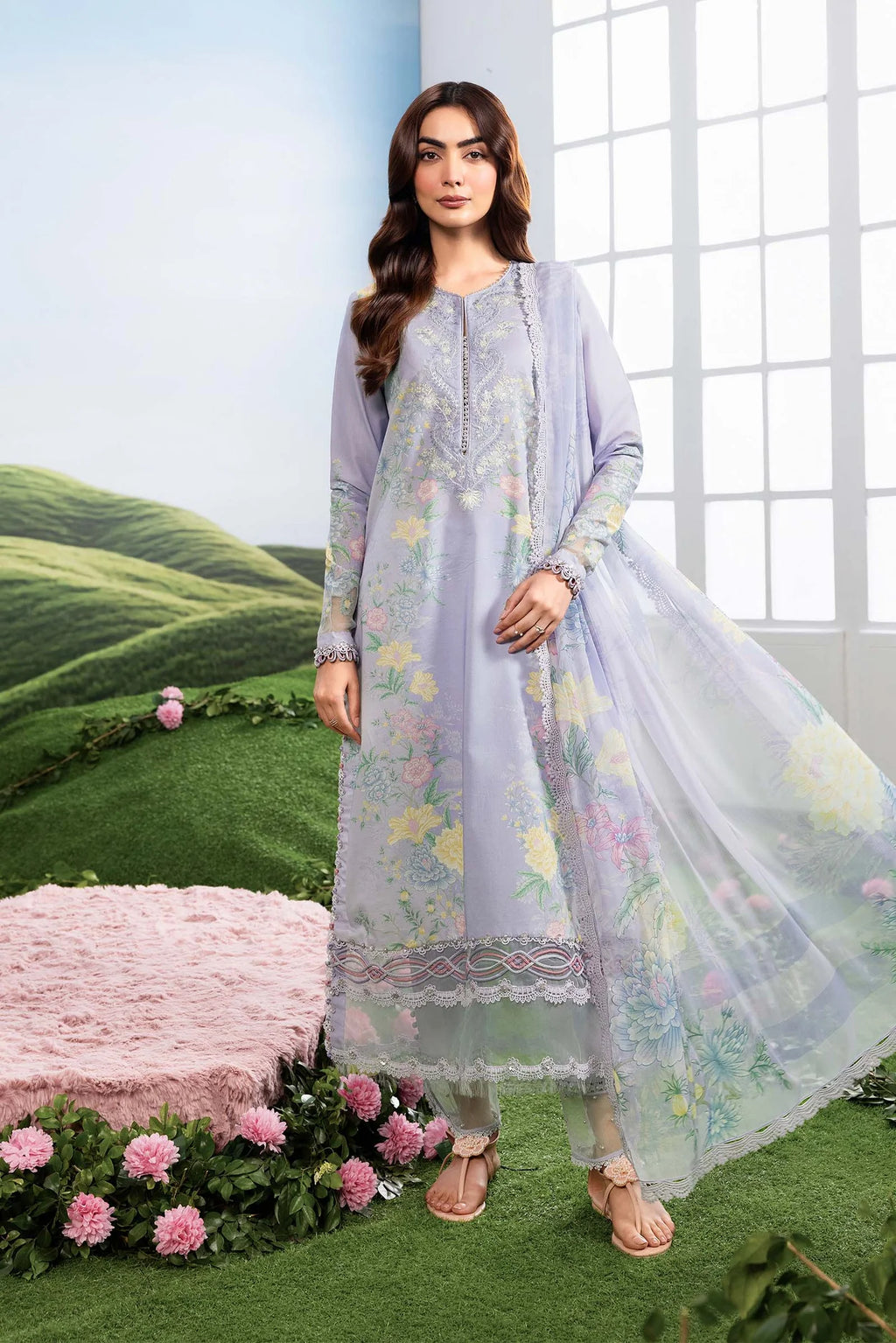 Maria.B - 3 Pc Embroidered Lawn Suit